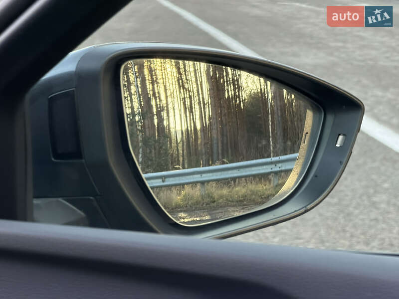 Внедорожник / Кроссовер Audi e-tron S Sportback 2022 в Ковеле фото 104 Внедорожник / Кроссовер Audi e-tron S Sportback 2022 в Ковеле