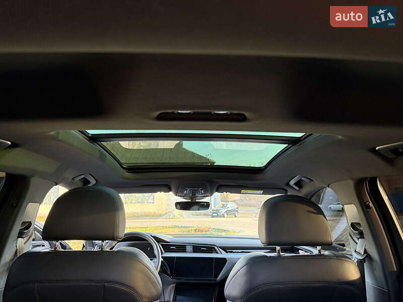 Позашляховик / Кросовер Audi e-tron S Sportback 2021 в Коломиї