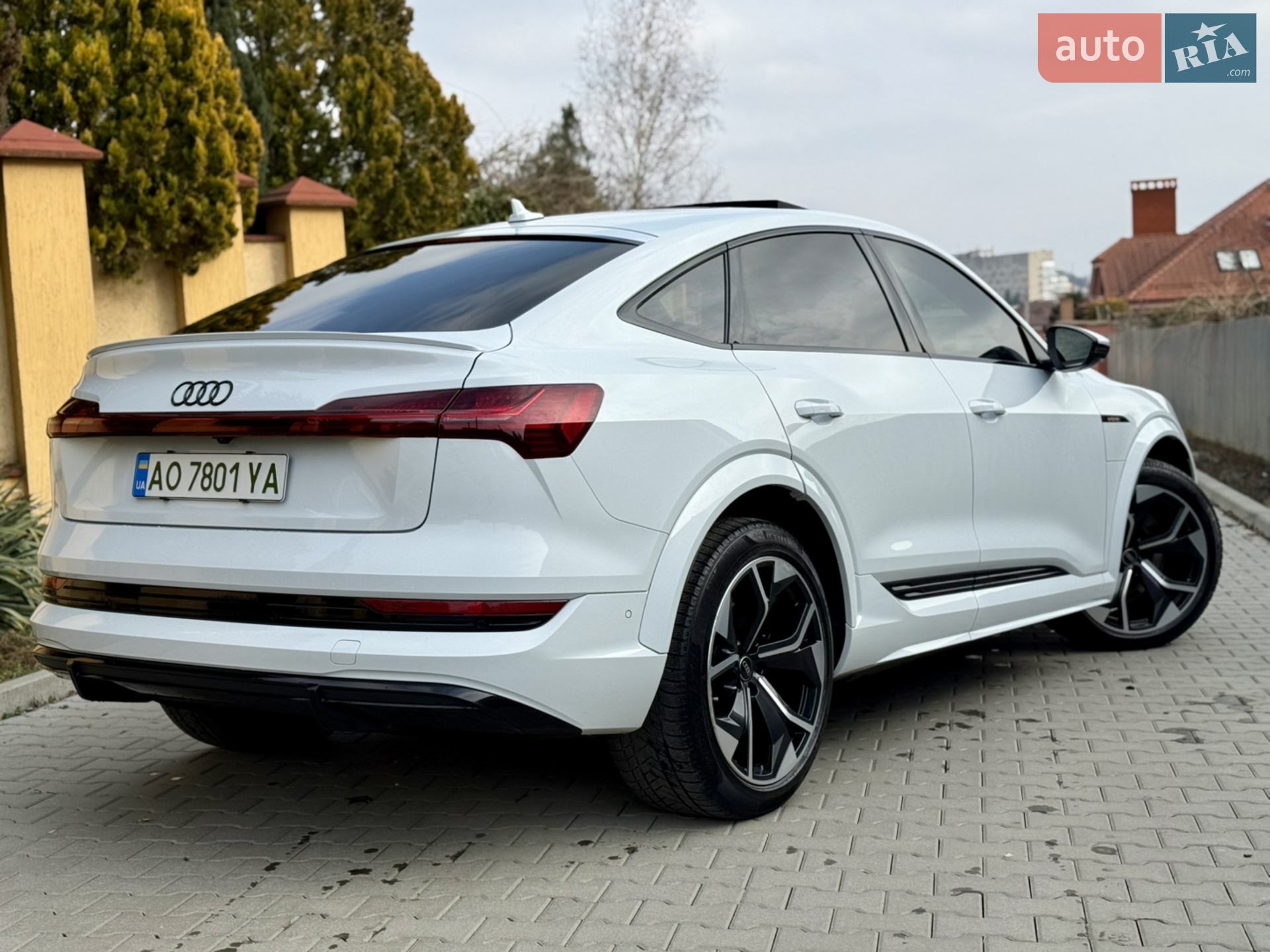 2021 Audi e-tron S Sportback - мініатюра 31
