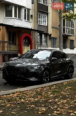 Внедорожник / Кроссовер Audi e-tron S Sportback 2022 в Николаеве