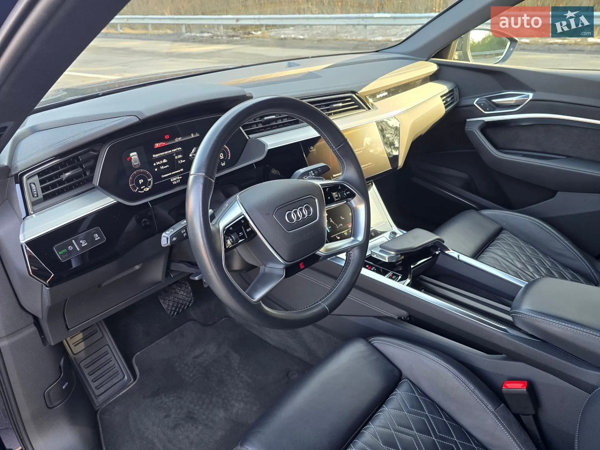 2020 Audi e-tron S Sportback - мініатюра 42