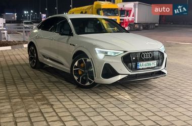 Позашляховик / Кросовер Audi e-tron S Sportback 2020 в Києві