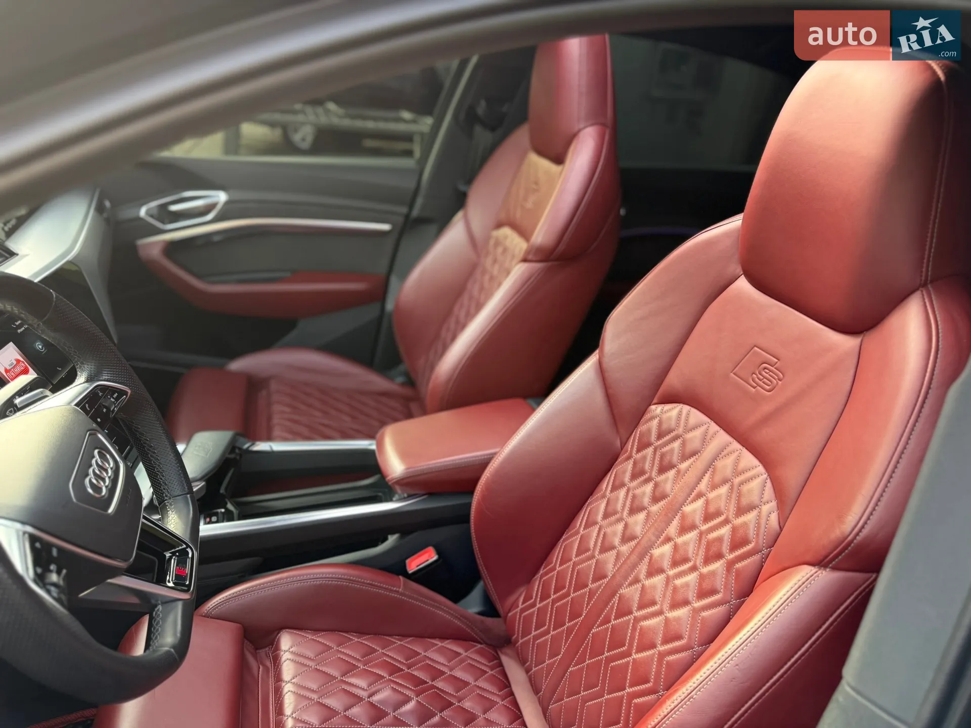 2021 Audi e-tron S Sportback - мініатюра 48