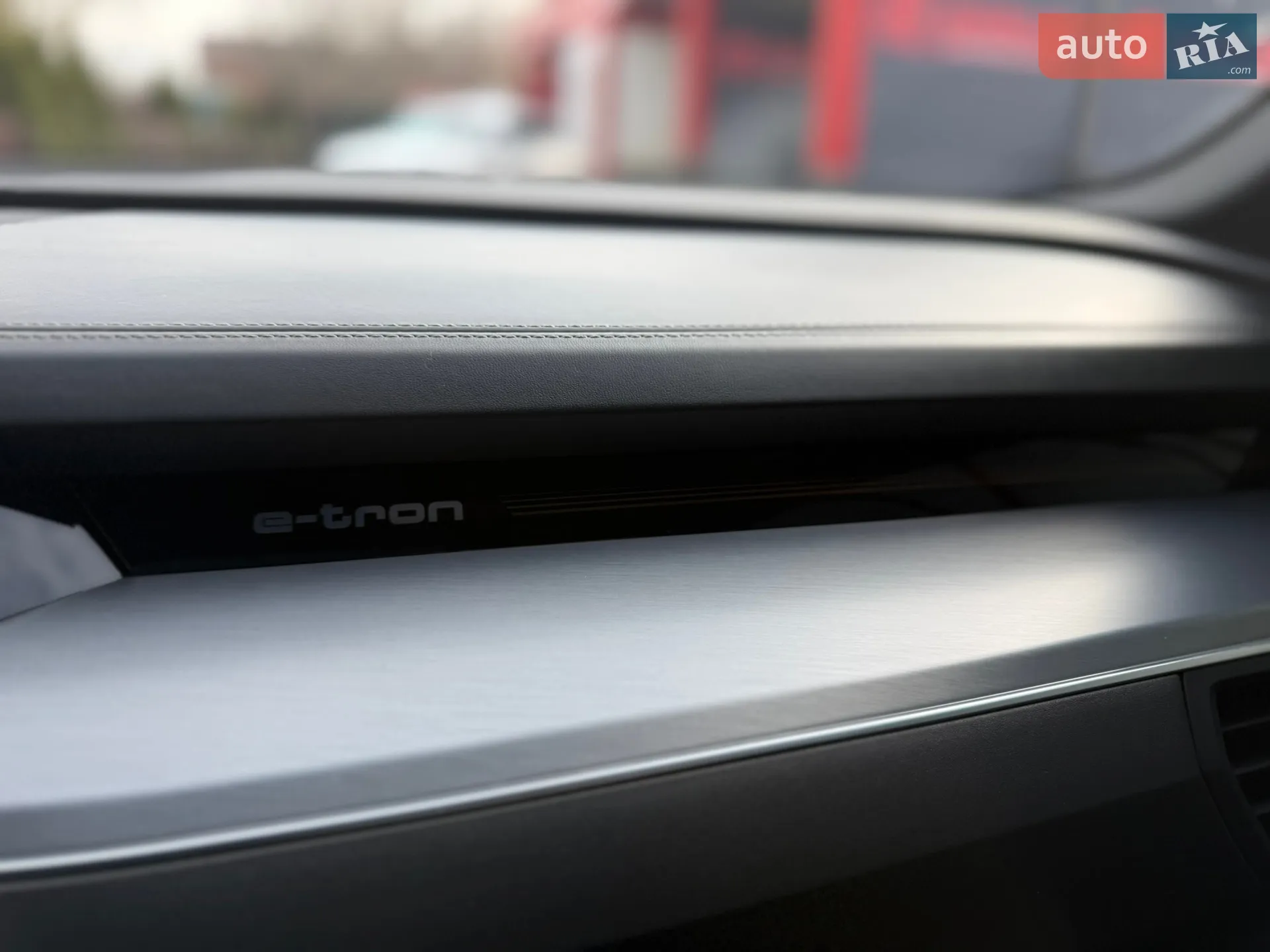 2021 Audi e-tron S Sportback - мініатюра 54