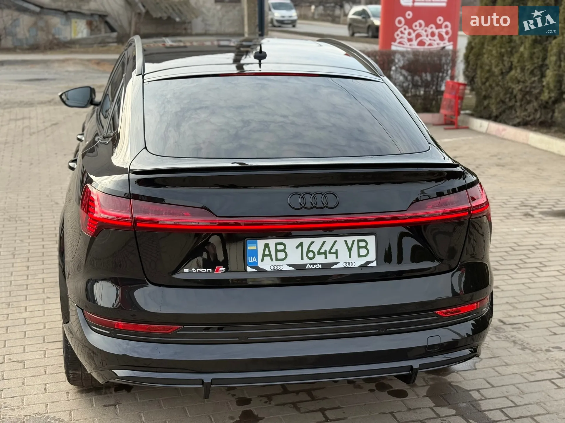 2021 Audi e-tron S Sportback - мініатюра 18