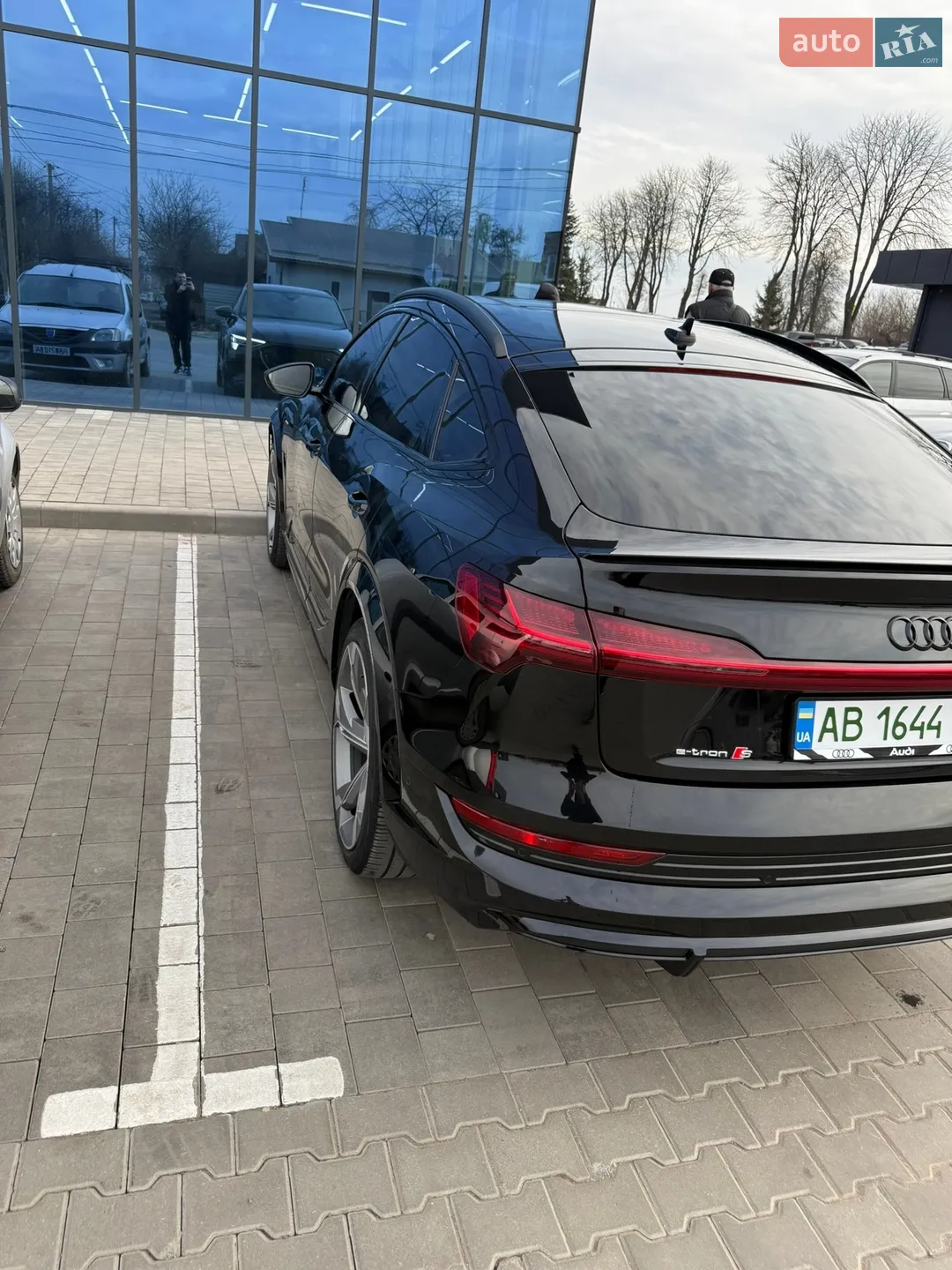 2021 Audi e-tron S Sportback - мініатюра 15
