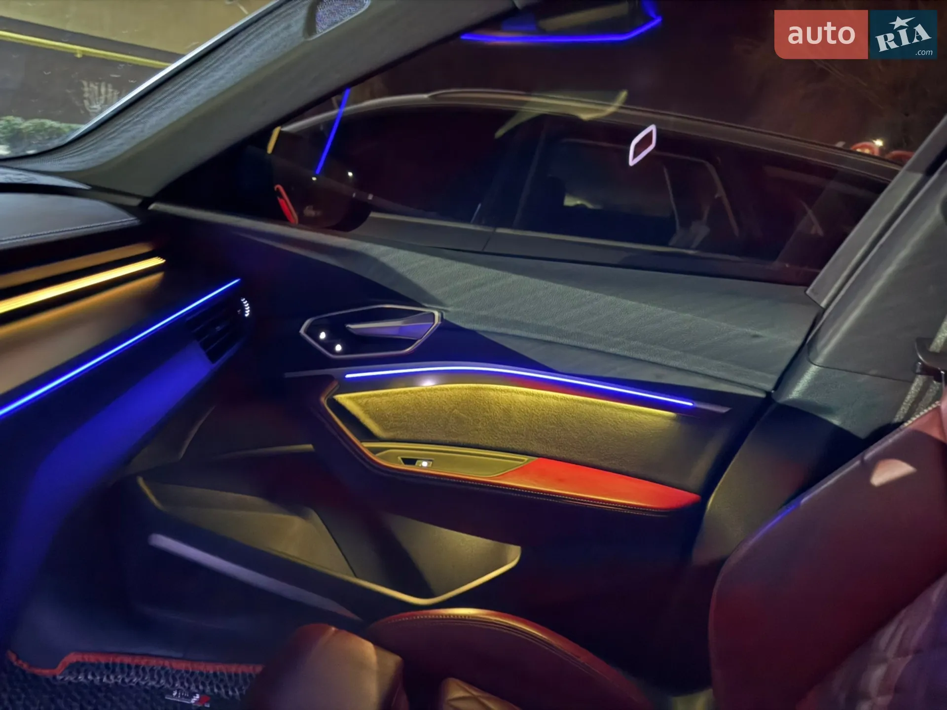 2021 Audi e-tron S Sportback - мініатюра 34
