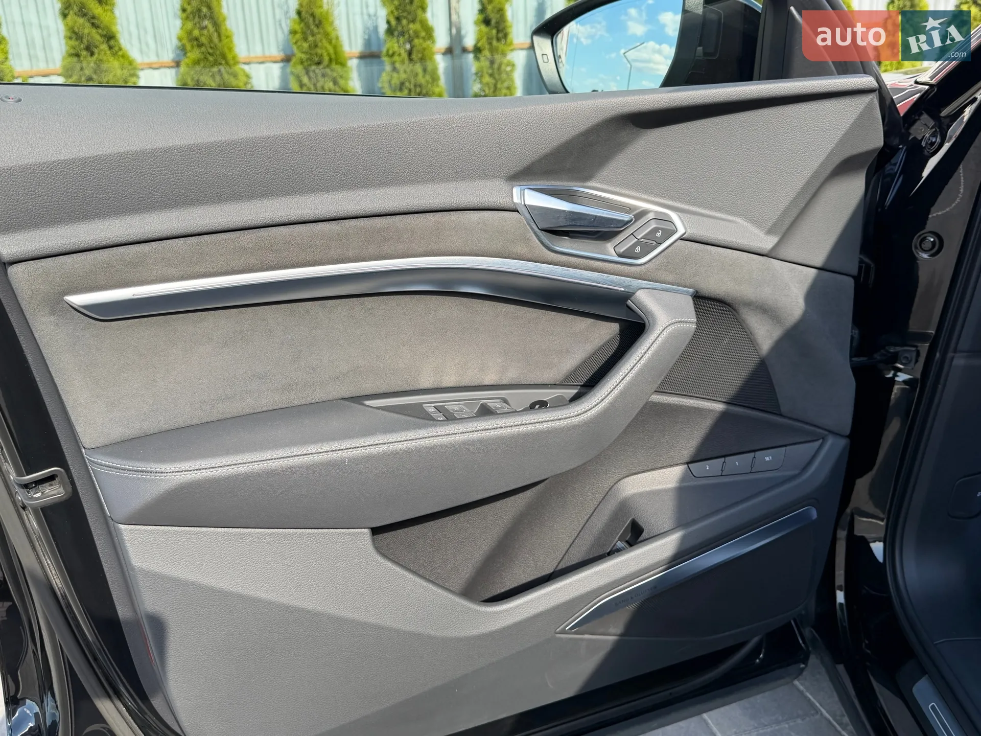 2021 Audi e-tron S Sportback - мініатюра 42