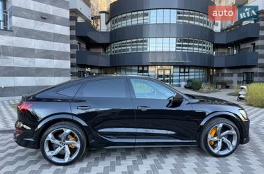 Позашляховик / Кросовер Audi e-tron S Sportback 2022 в Києві
