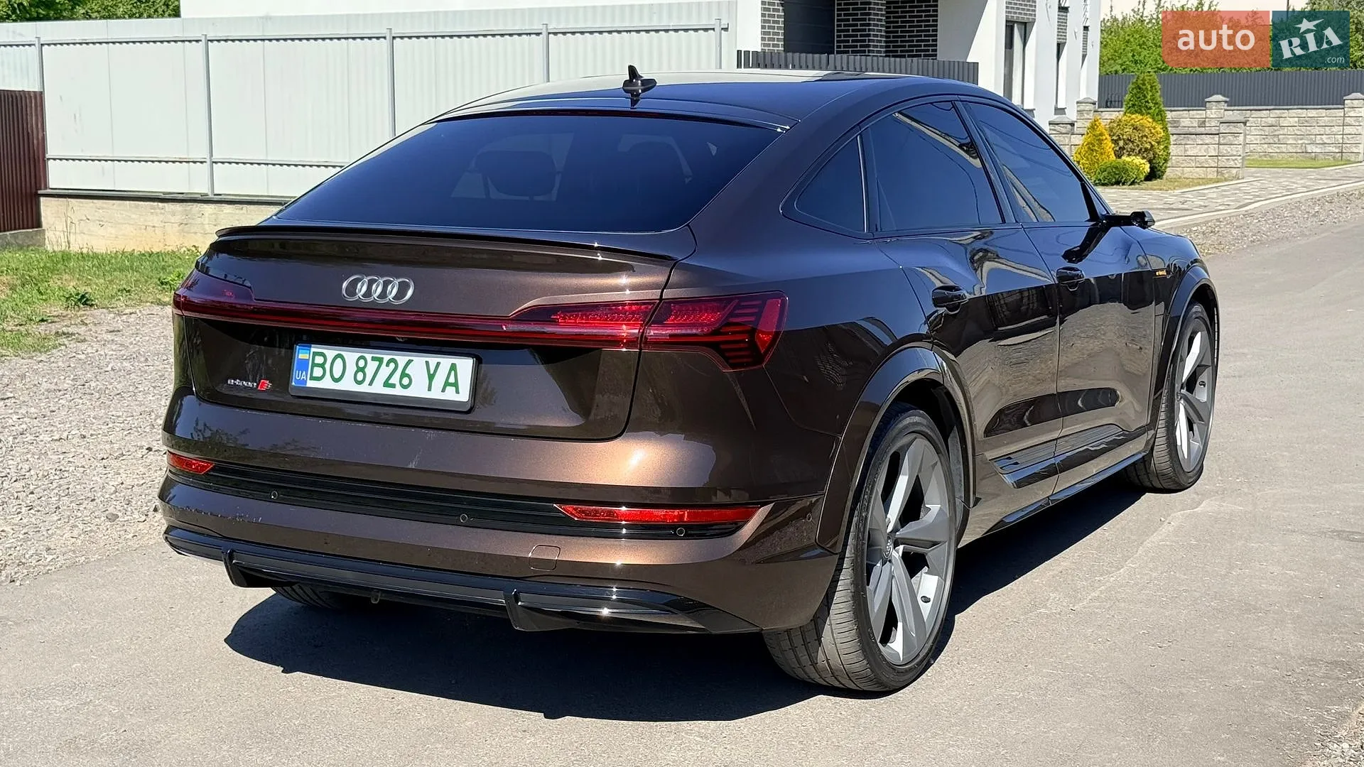 2021 Audi e-tron S Sportback - мініатюра 8