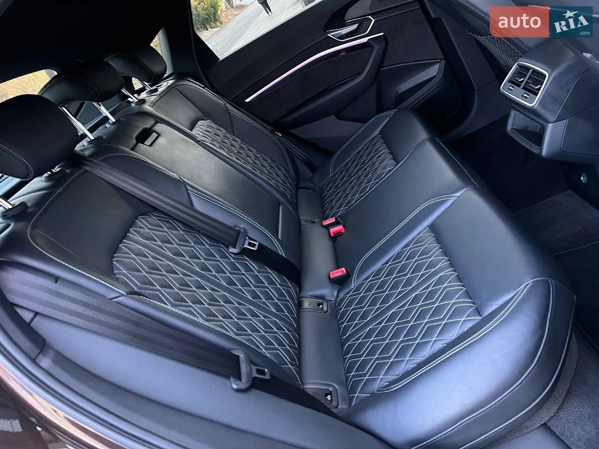 2021 Audi e-tron S Sportback - мініатюра 44
