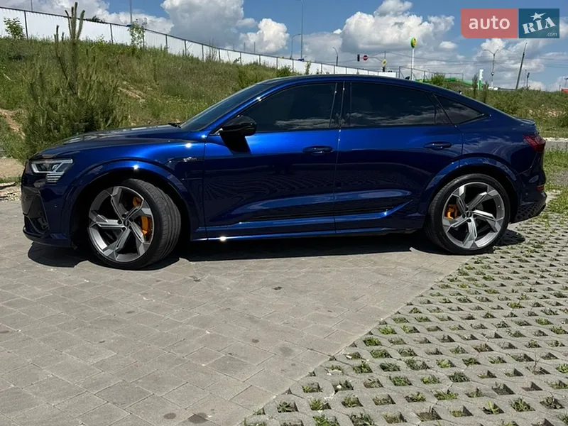 Audi e-tron S Sportback