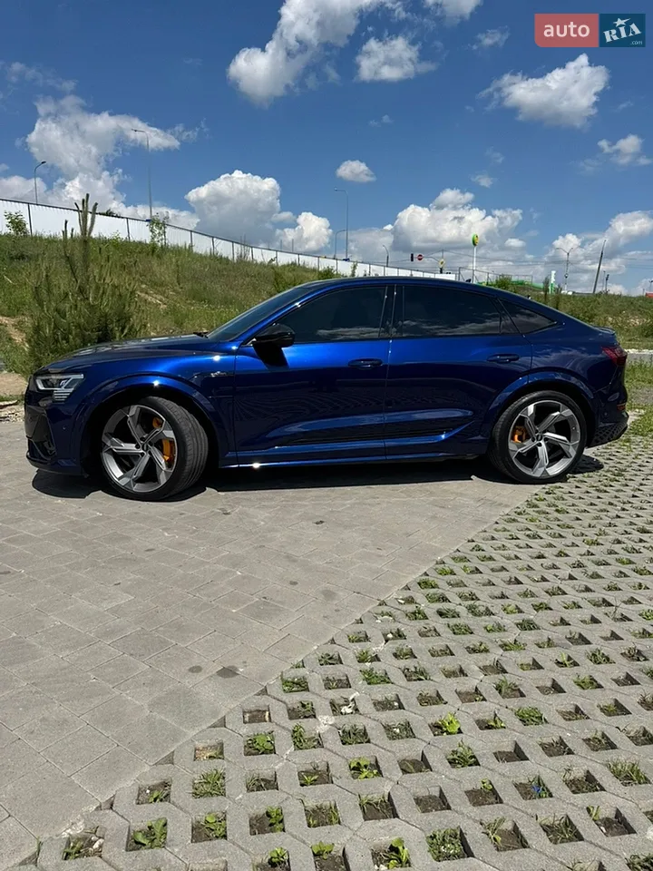 2021 Audi e-tron S Sportback - мініатюра 70
