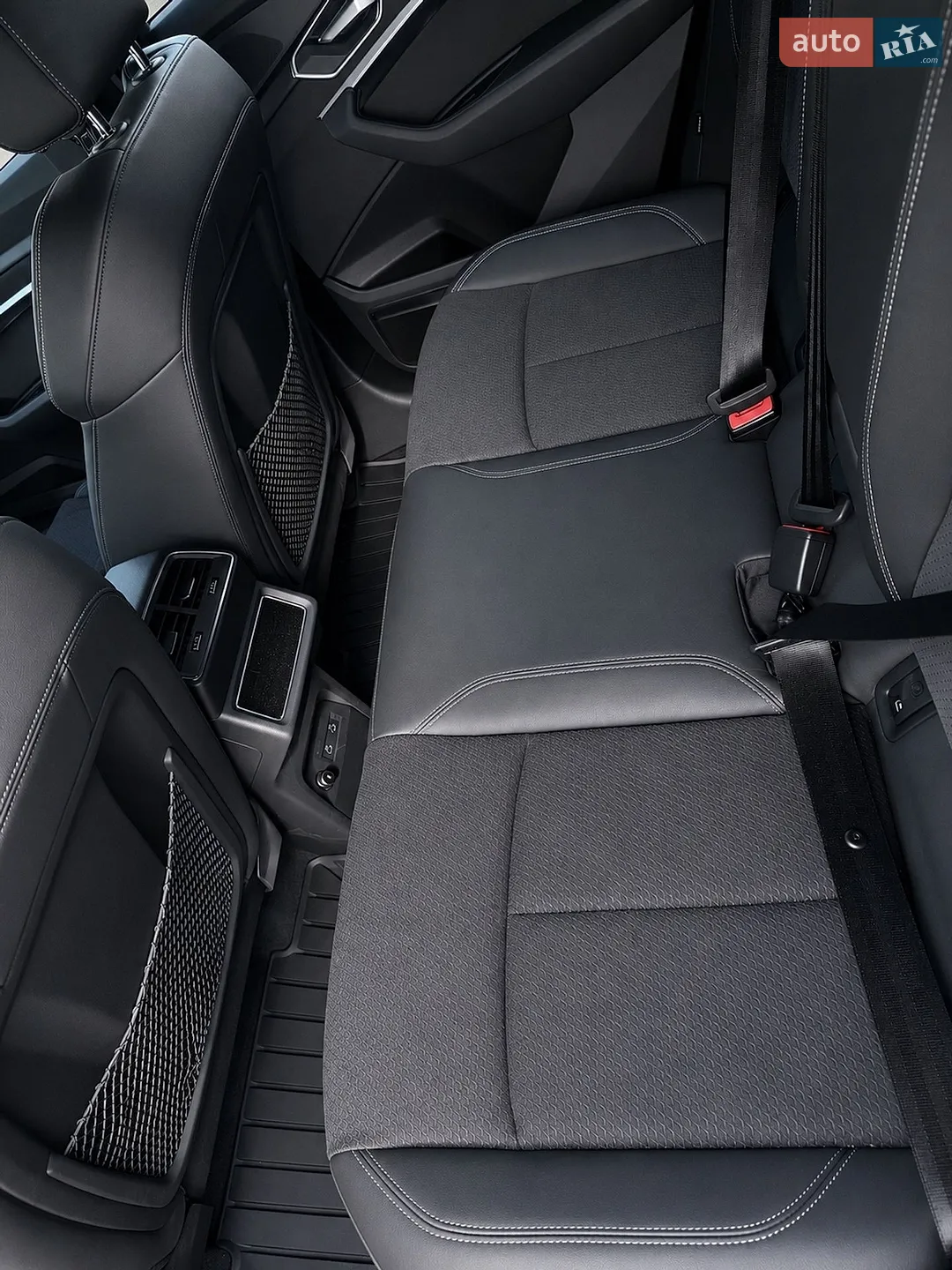 2021 Audi e-tron S Sportback - мініатюра 29