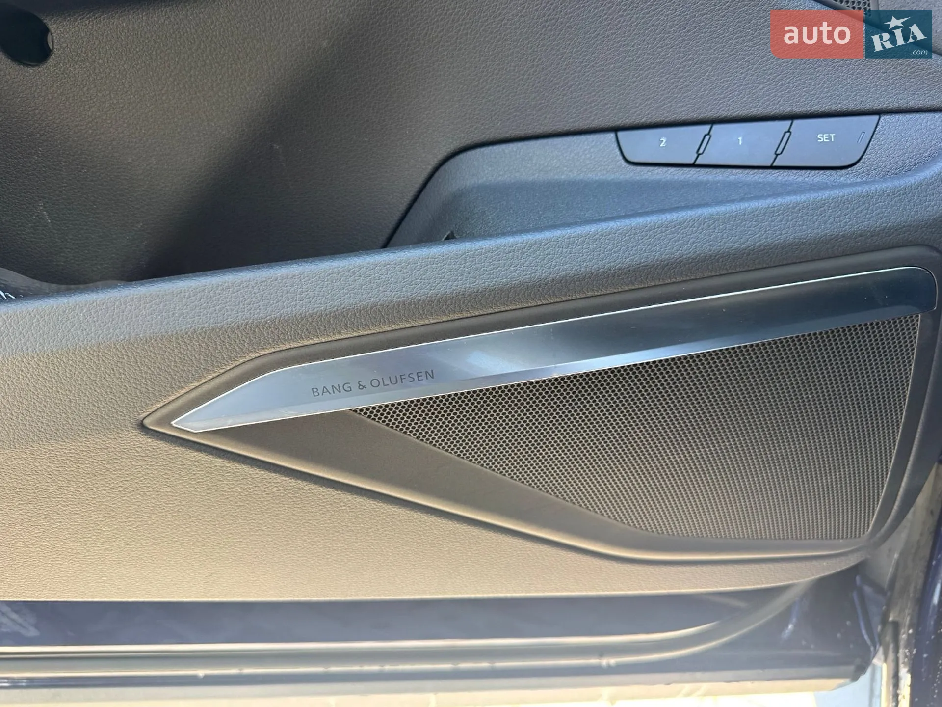 2021 Audi e-tron S Sportback - мініатюра 32