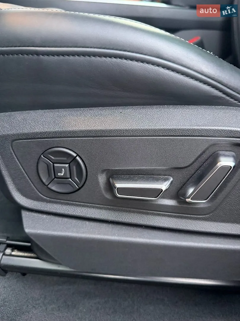 2022 Audi e-tron S Sportback - мініатюра 12