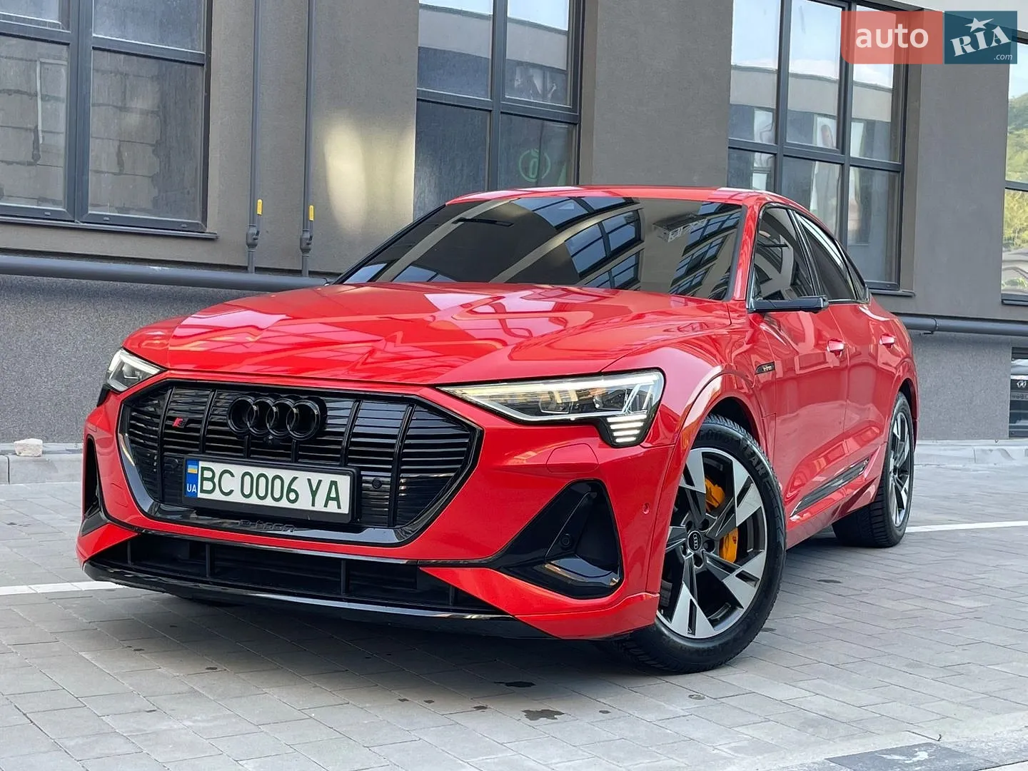 2020 Audi e-tron S Sportback - фото 1
