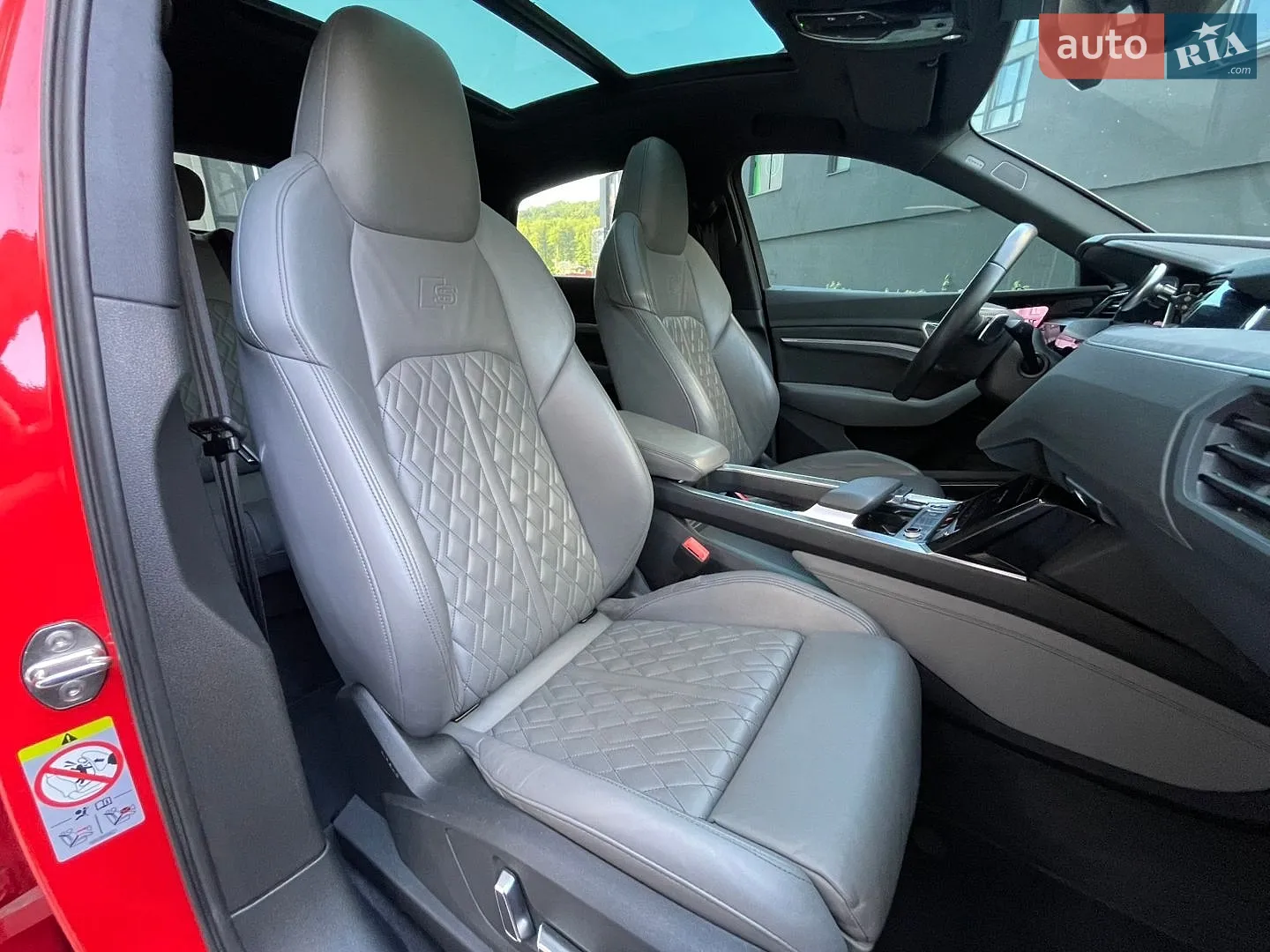 2020 Audi e-tron S Sportback - мініатюра 52