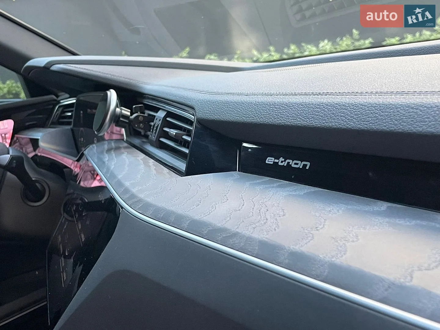 2020 Audi e-tron S Sportback - мініатюра 56
