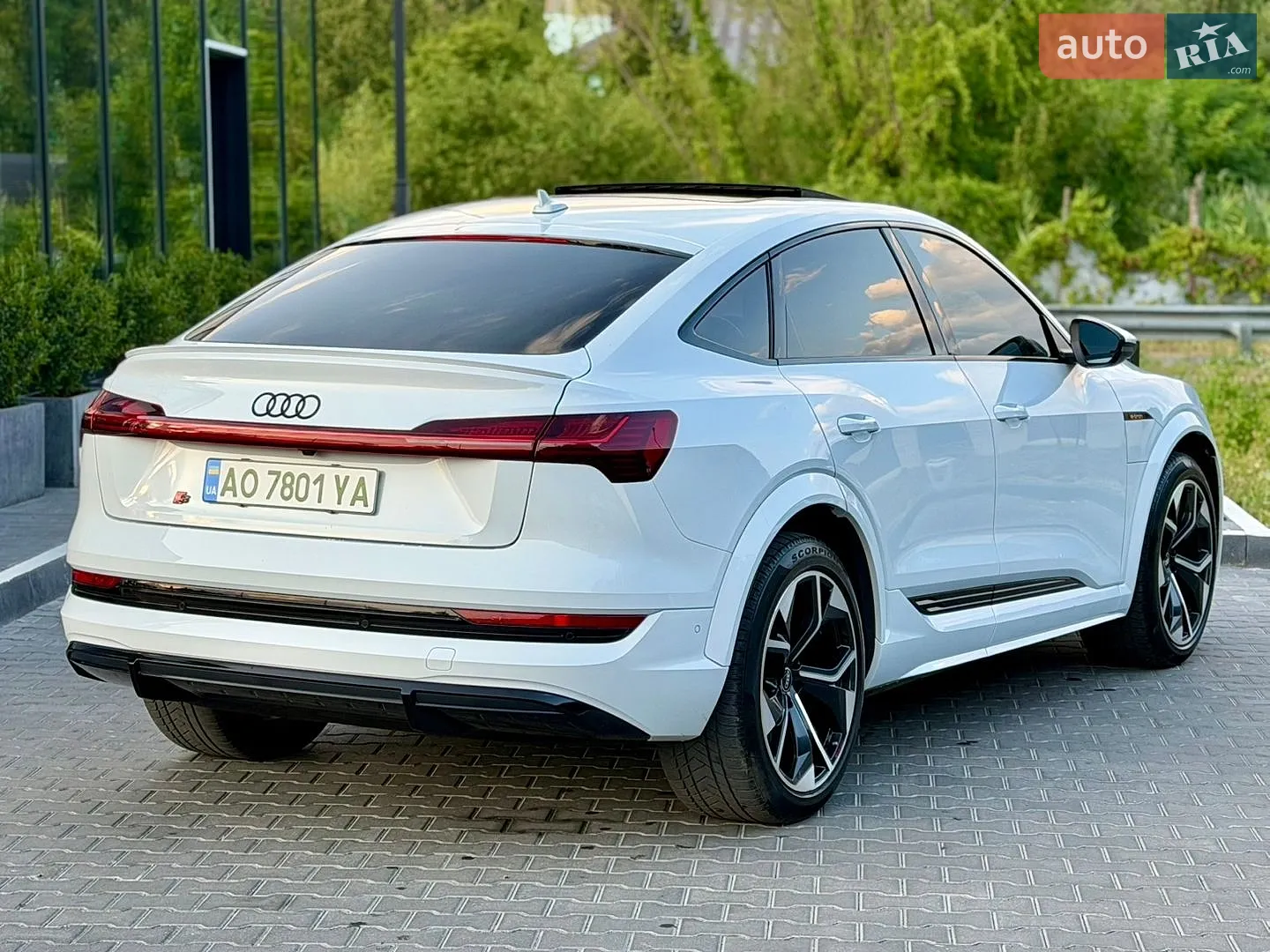 2021 Audi e-tron S Sportback - мініатюра 20