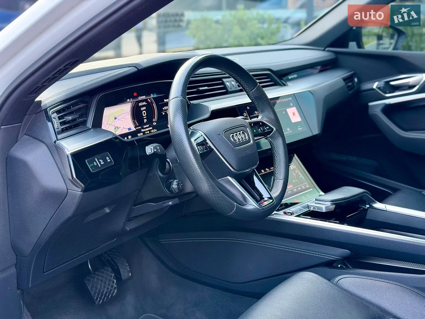 2021 Audi e-tron S Sportback - мініатюра 62