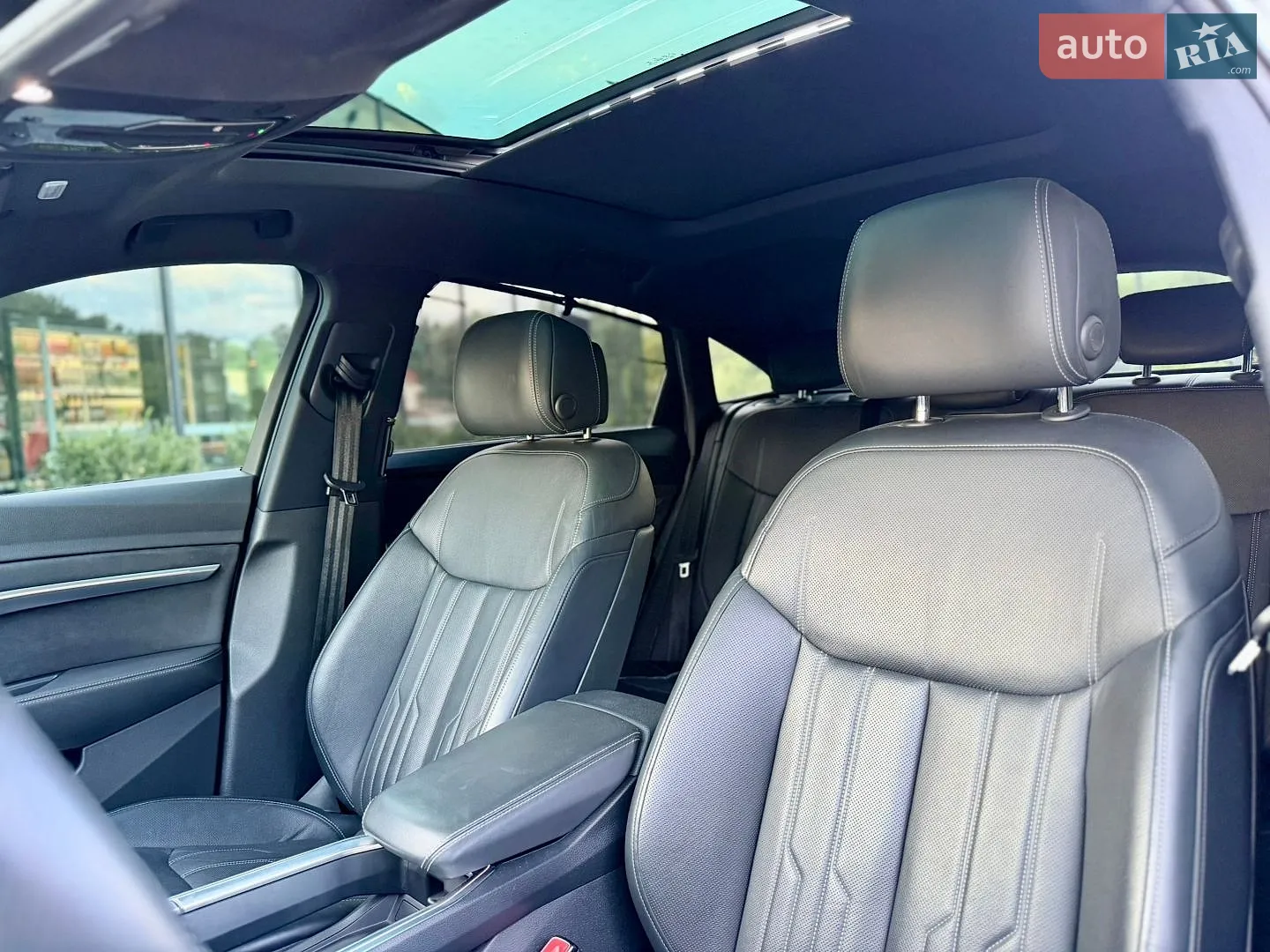 2021 Audi e-tron S Sportback - мініатюра 70