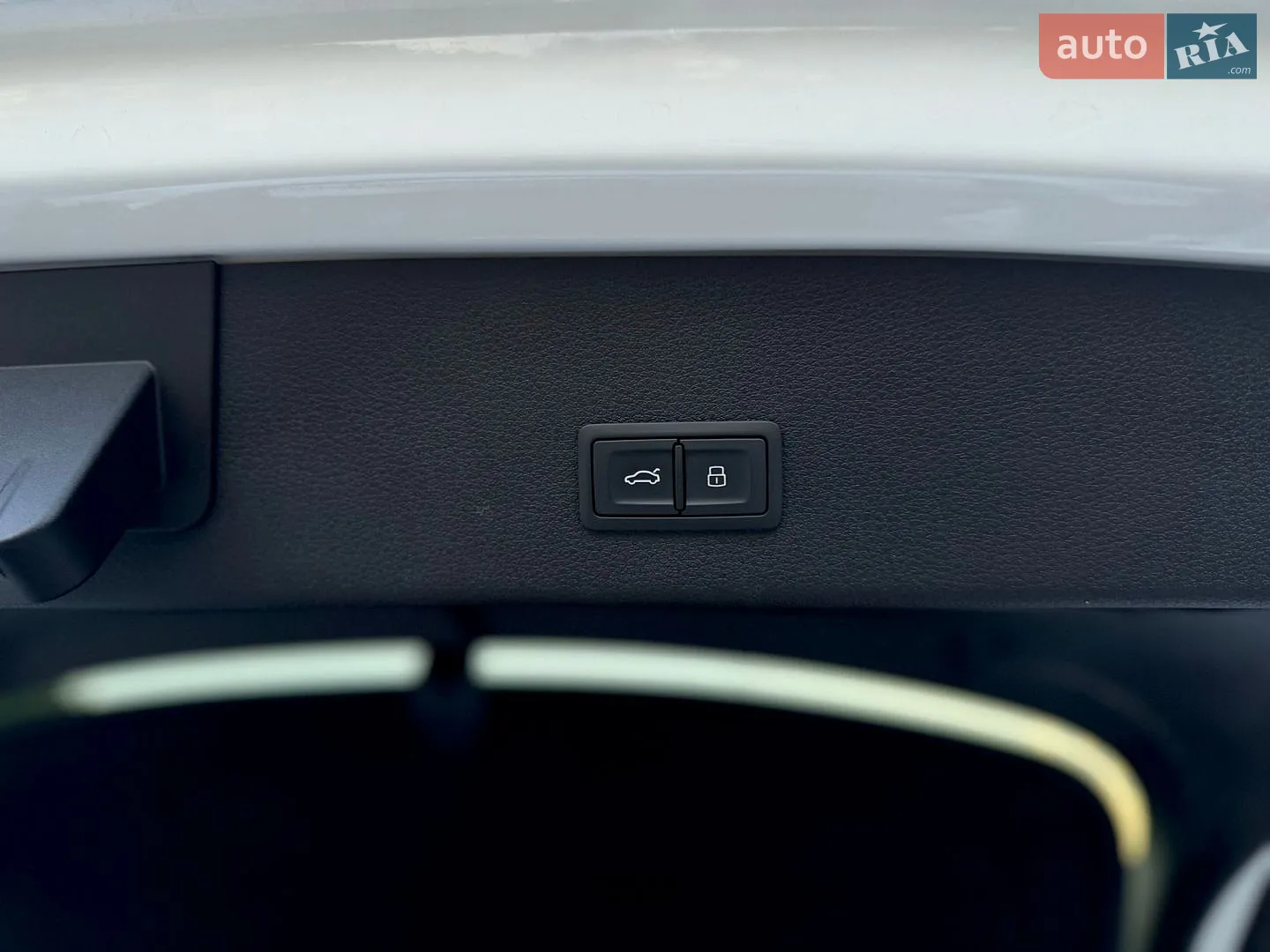 2021 Audi e-tron S Sportback - мініатюра 90