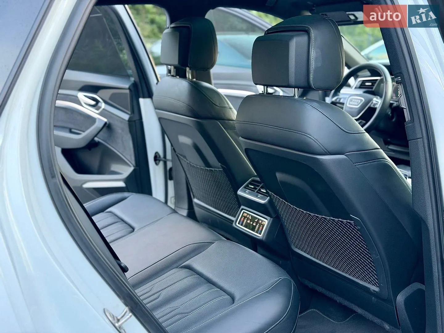 2021 Audi e-tron S Sportback - мініатюра 78