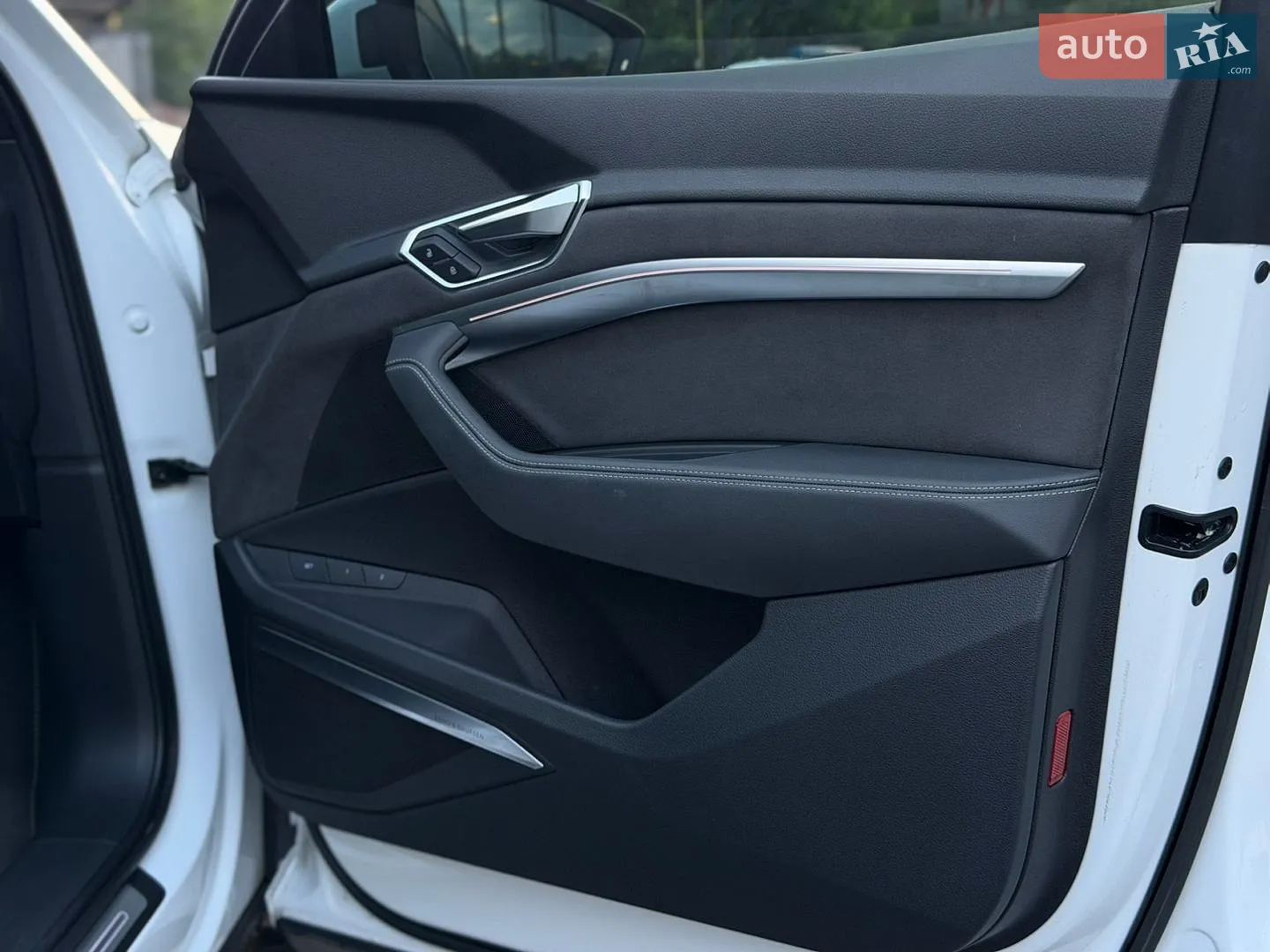 2021 Audi e-tron S Sportback - мініатюра 87