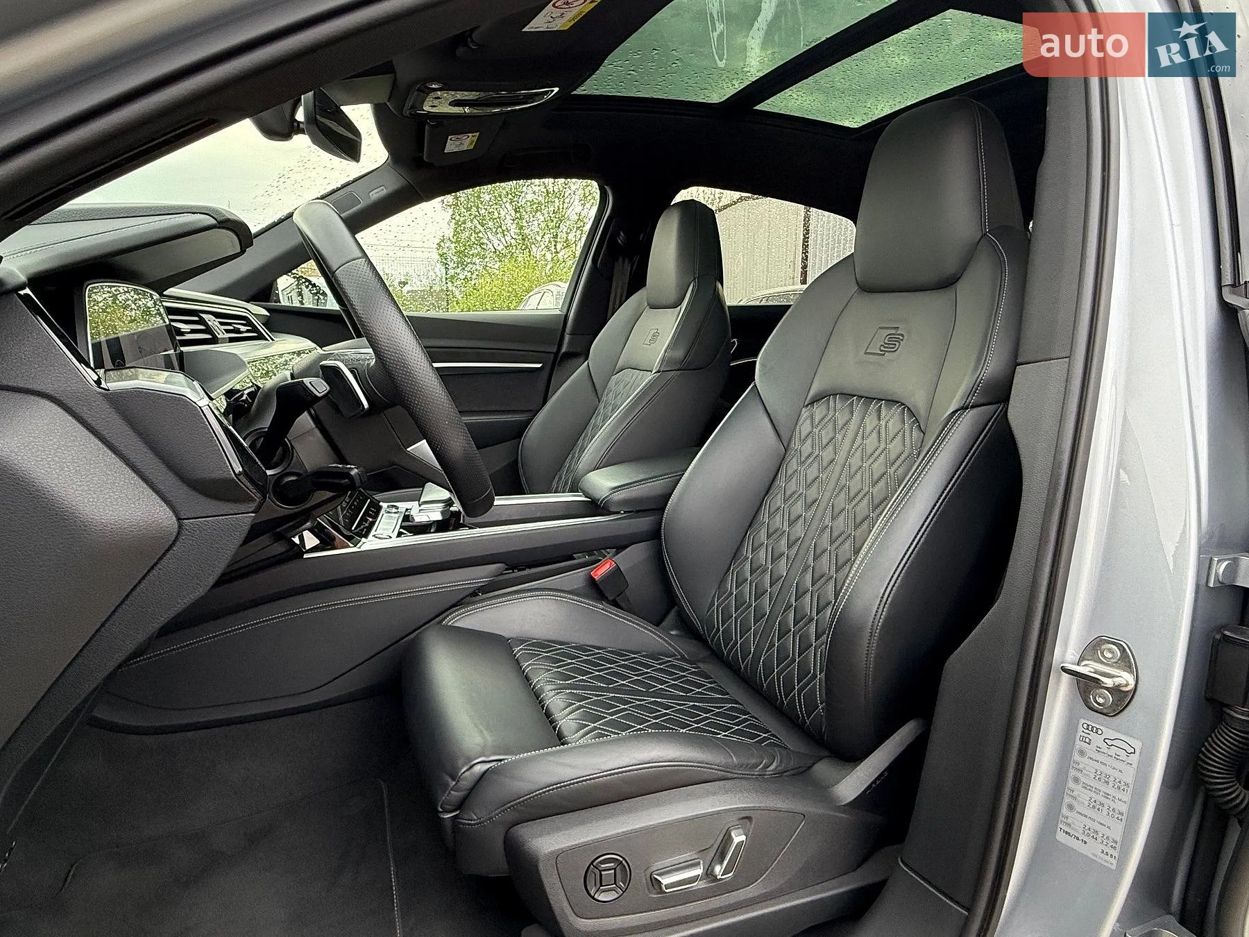2022 Audi e-tron S Sportback - мініатюра 54