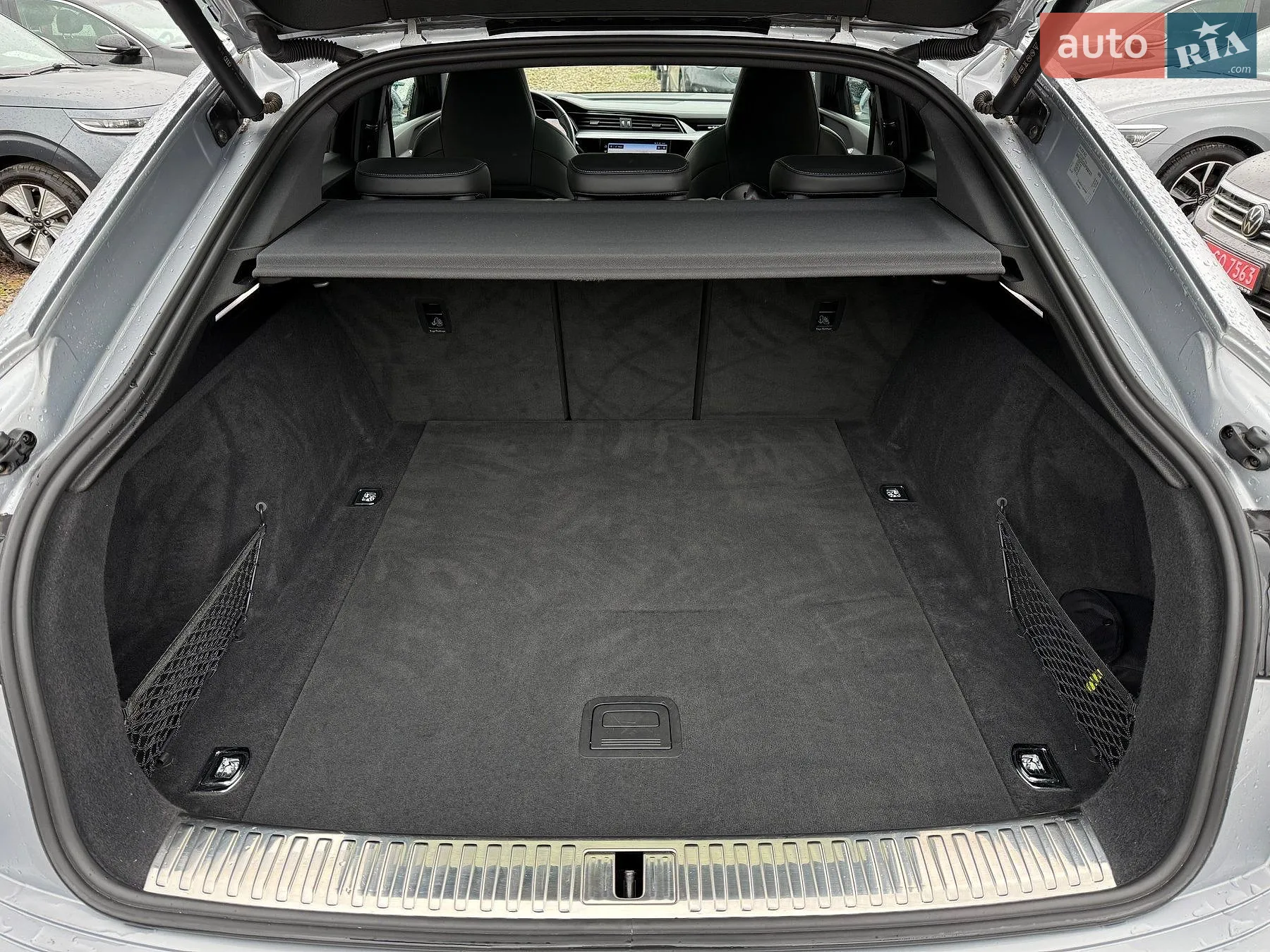 2022 Audi e-tron S Sportback - мініатюра 133