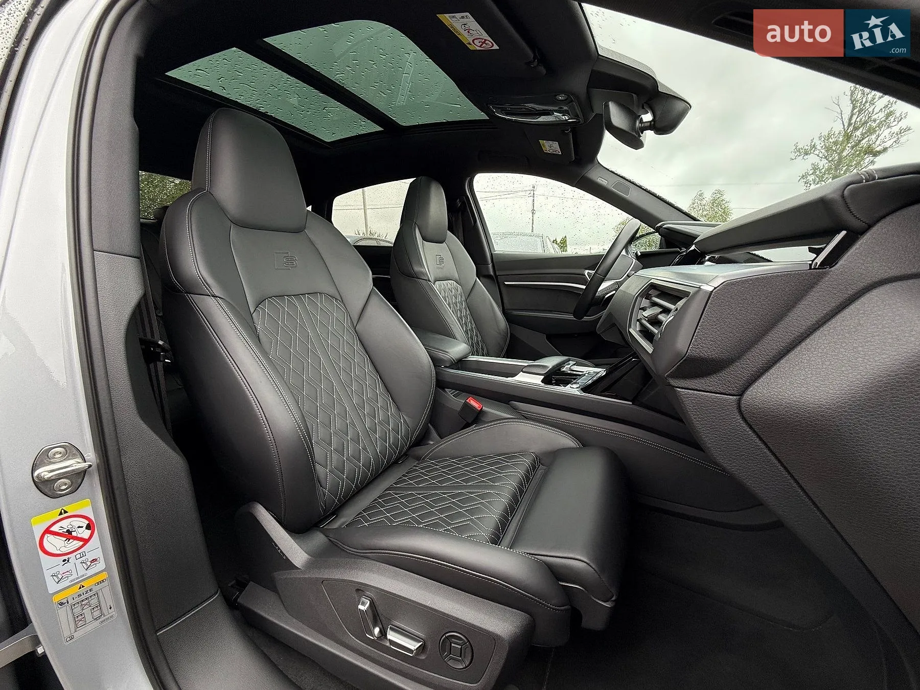 2022 Audi e-tron S Sportback - мініатюра 141