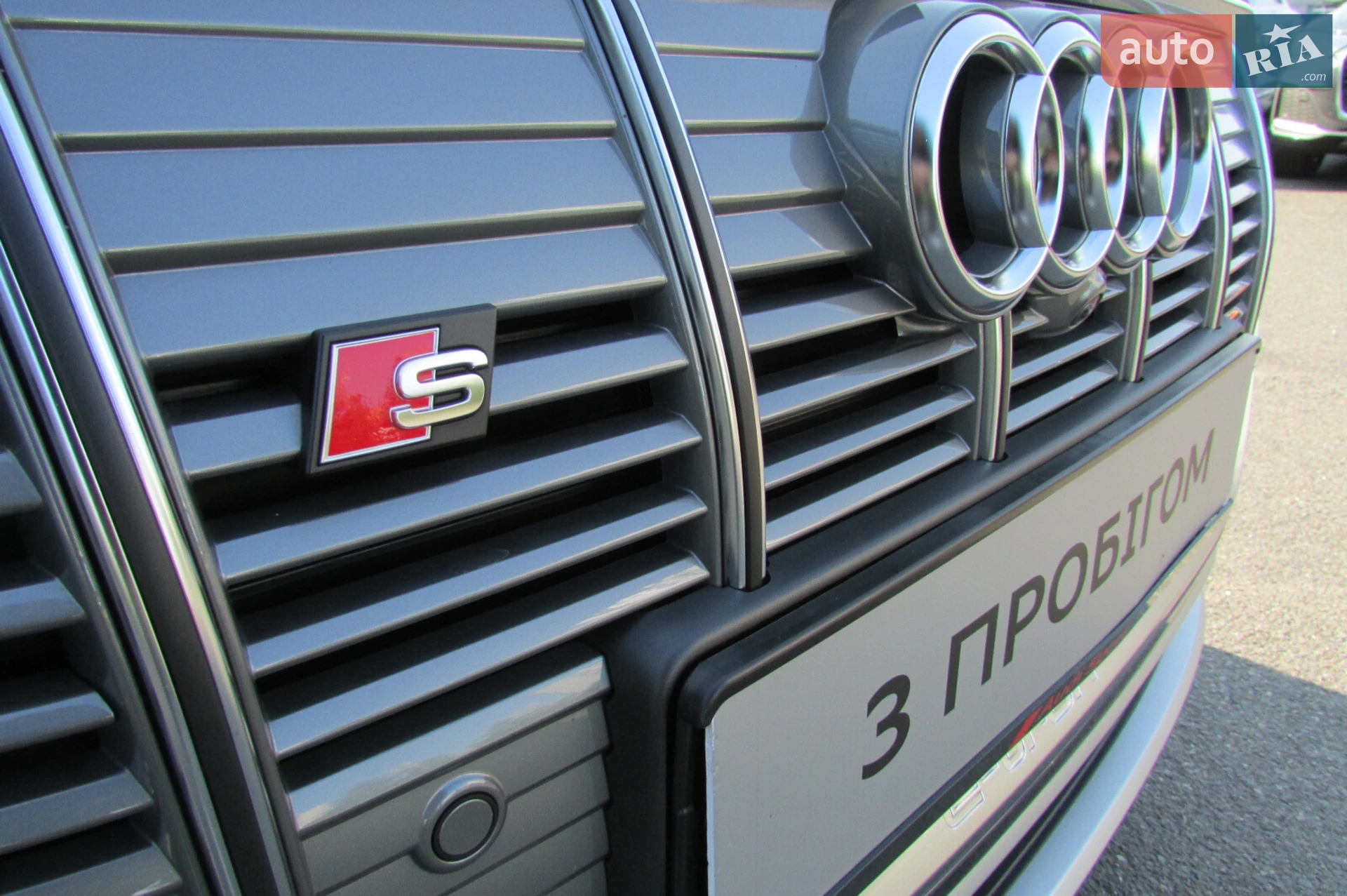 2021 Audi e-tron S - мініатюра 11
