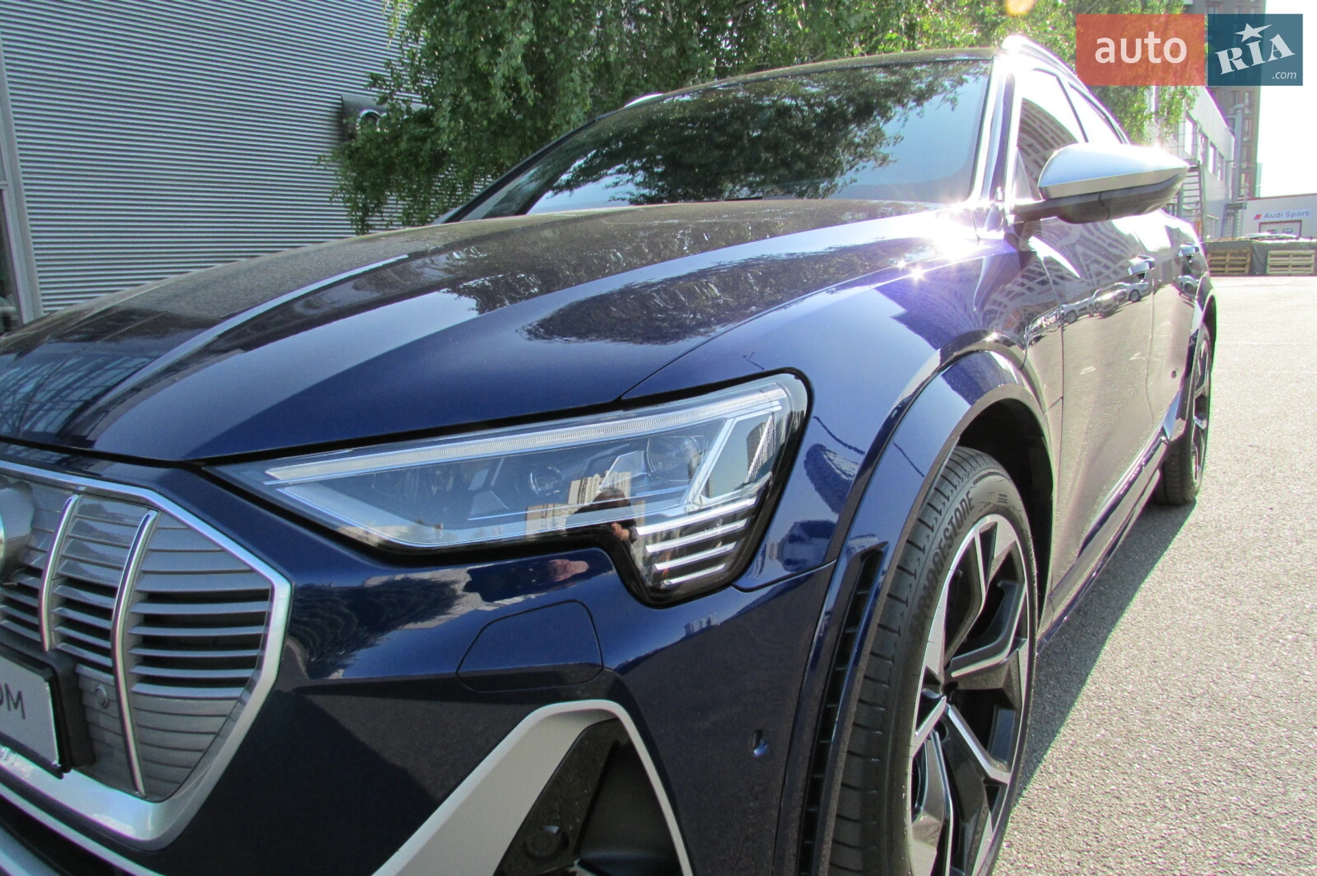 2021 Audi e-tron S - мініатюра 106