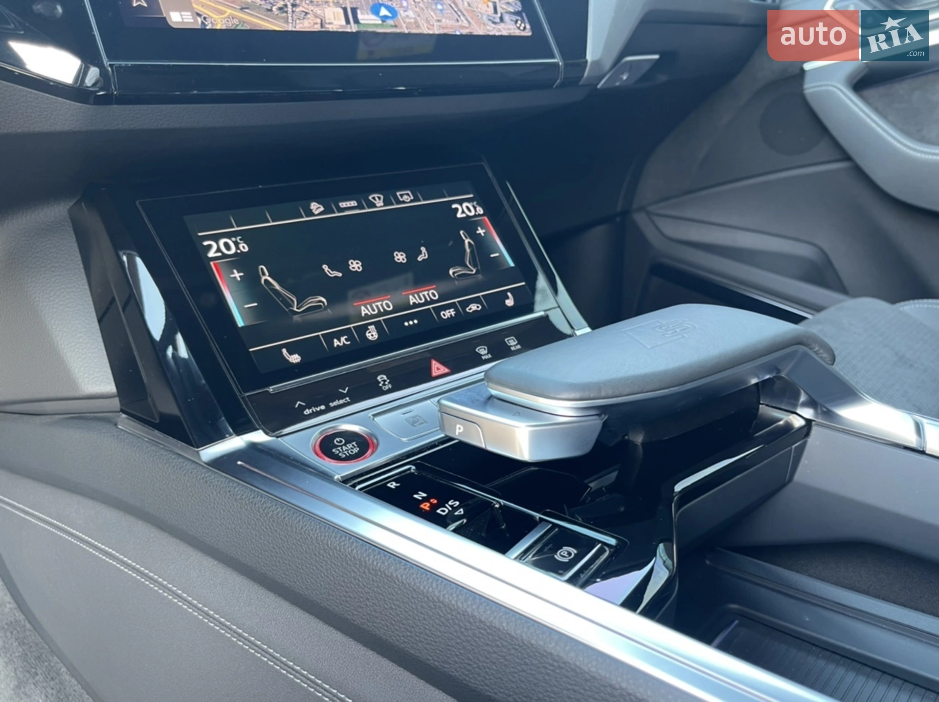 2021 Audi e-tron S - мініатюра 52