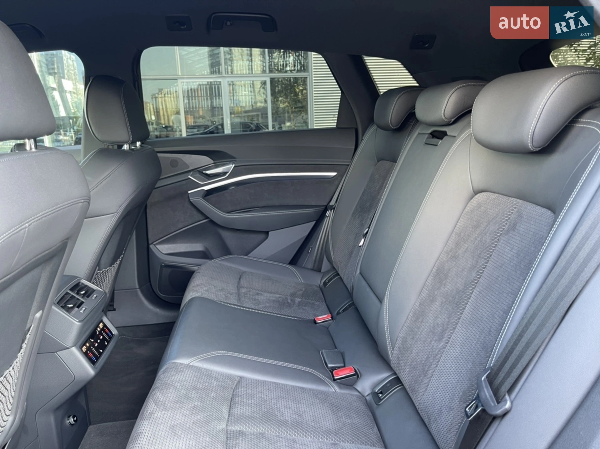 2021 Audi e-tron S - мініатюра 74