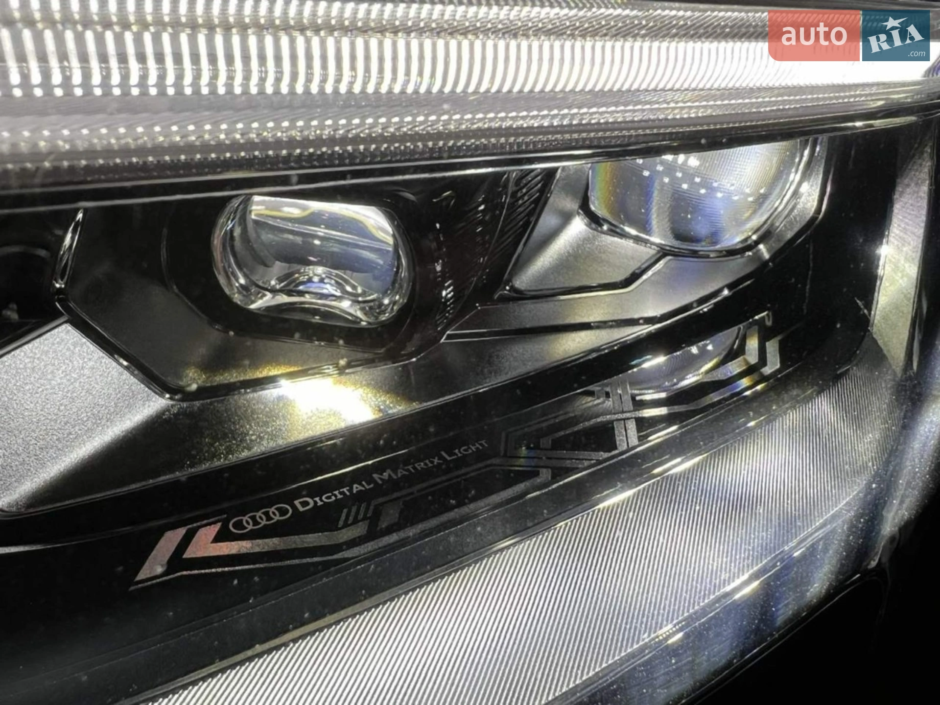 2021 Audi e-tron S - мініатюра 86