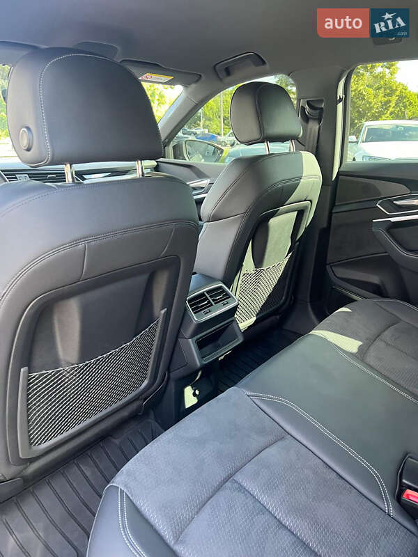 Позашляховик / Кросовер Audi e-tron S 2023 в Харкові фото 30 Позашляховик / Кросовер Audi e-tron S 2023 в Харкові