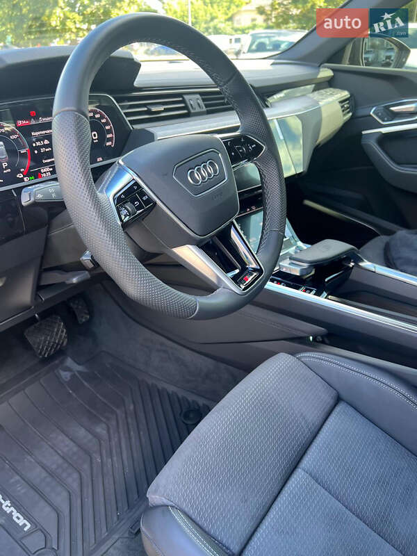 Позашляховик / Кросовер Audi e-tron S 2023 в Харкові фото 27 Позашляховик / Кросовер Audi e-tron S 2023 в Харкові