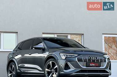 Позашляховик / Кросовер Audi e-tron S 2021 в Луцьку