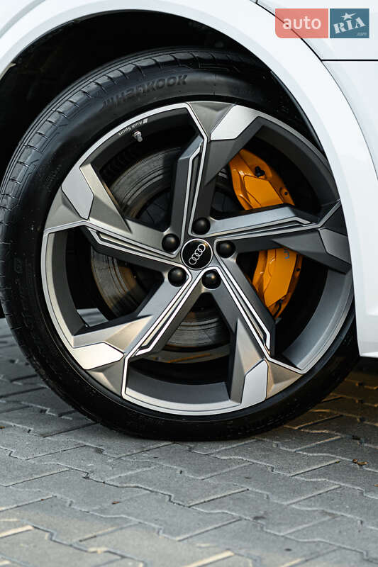 Позашляховик / Кросовер Audi e-tron S 2021 в Львові
