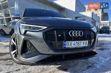 Позашляховик / Кросовер Audi e-tron S 2020 в Хмельницькому