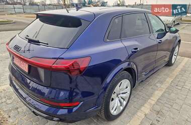 Внедорожник / Кроссовер Audi e-tron S 2022 в 