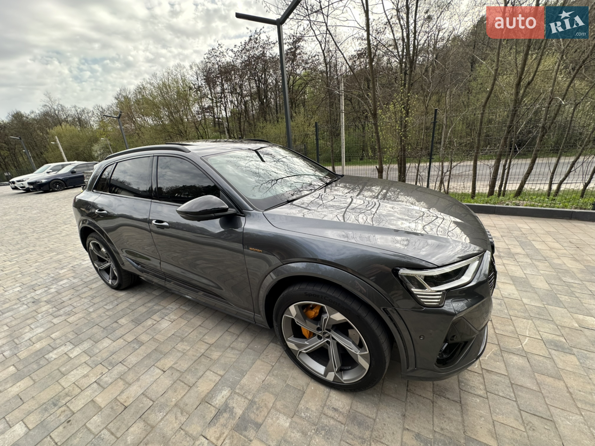 2022 Audi e-tron S - мініатюра 6