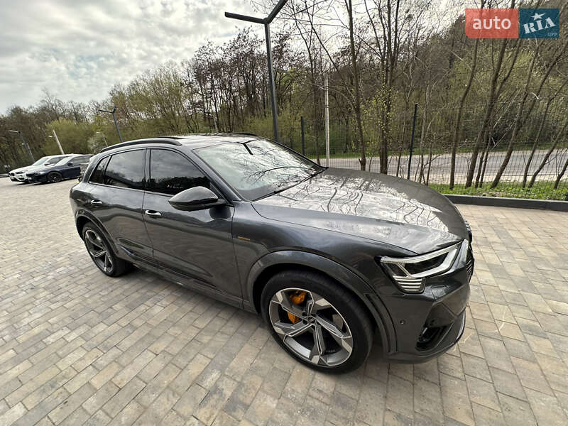 Внедорожник / Кроссовер Audi e-tron S 2022 в Львове
