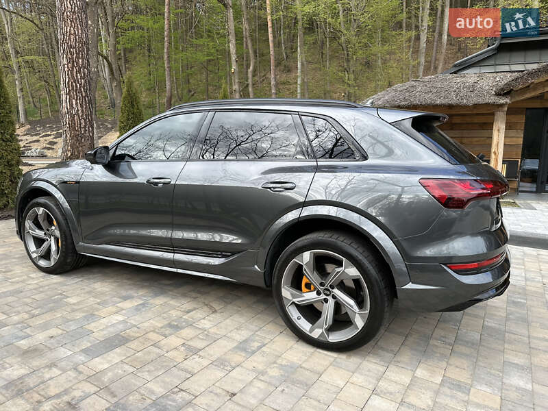 Внедорожник / Кроссовер Audi e-tron S 2022 в Львове