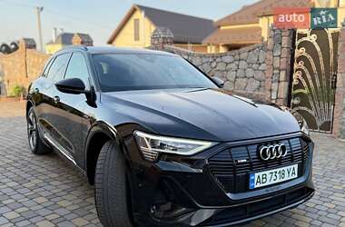 Внедорожник / Кроссовер Audi e-tron S 2021 в 