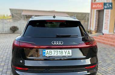 Внедорожник / Кроссовер Audi e-tron S 2021 в 