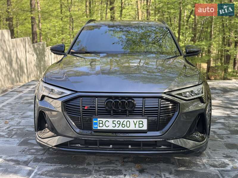 Позашляховик / Кросовер Audi e-tron S 2022 в Львові
