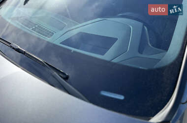 Внедорожник / Кроссовер Audi e-tron S 2020 в 